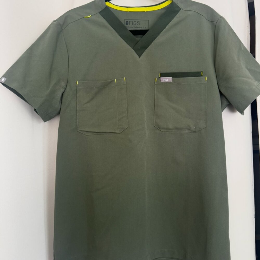 FIGS Leon Scrub Top Men Small Forest Green Modern Medical Uniform